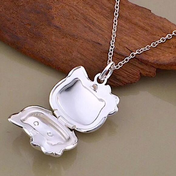 Hello Kitty 925 Sterling Silver Locket Necklace - Picture 3 of 4